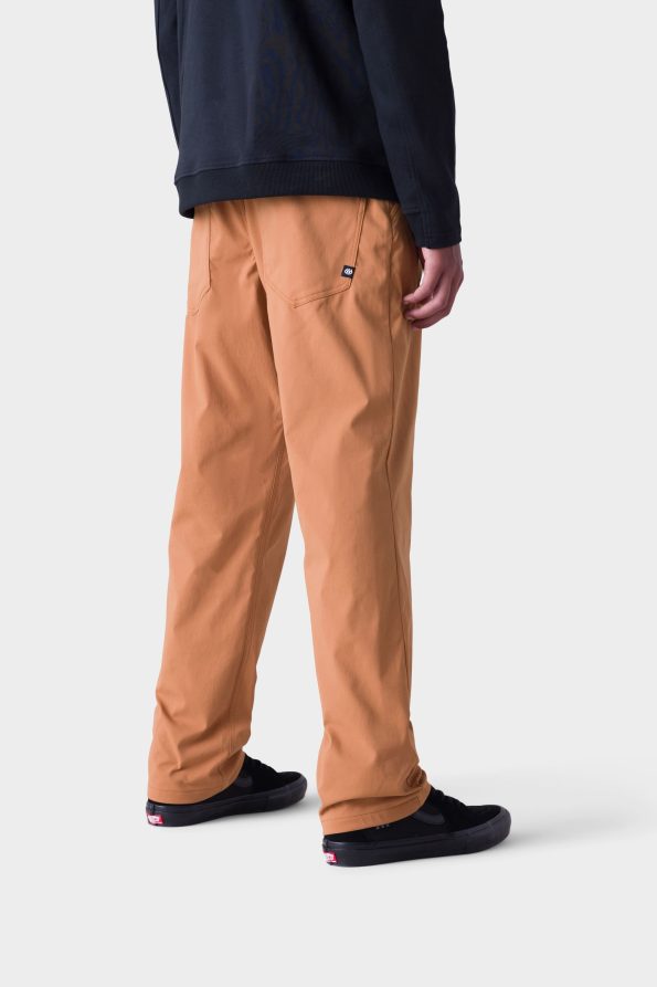 686_EVERYWHERE_RELAXED_PANT_BISCUIT_17350-min_7a7a7d54-09e8-494b-b063-2555f7f86218_BISCUIT