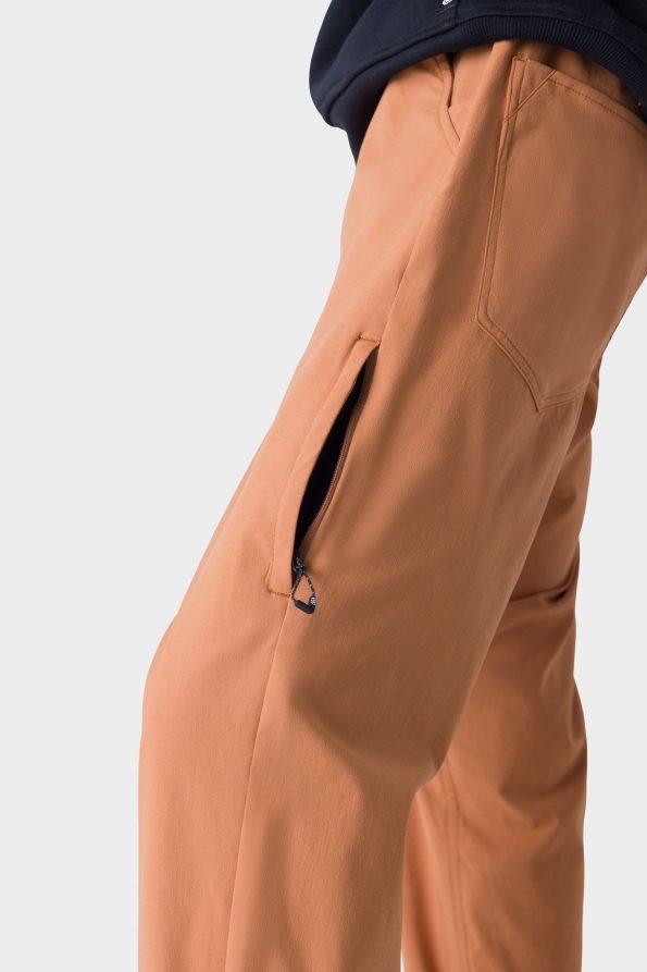 686_EVERYWHERE_RELAXED_PANT_BISCUIT_17396-min_e6b40f58-7312-48a3-8a74-a8e48fdc2a98_BISCUIT