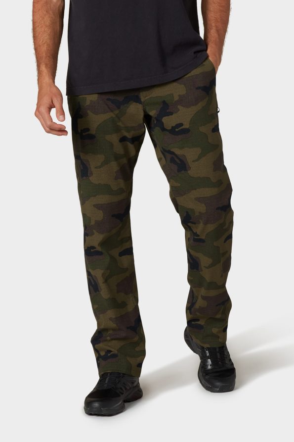 EVERYWHERE_PANT_MERINO_RELAXED_KCRGNS24_DKCM_0004_DARK-CAMO
