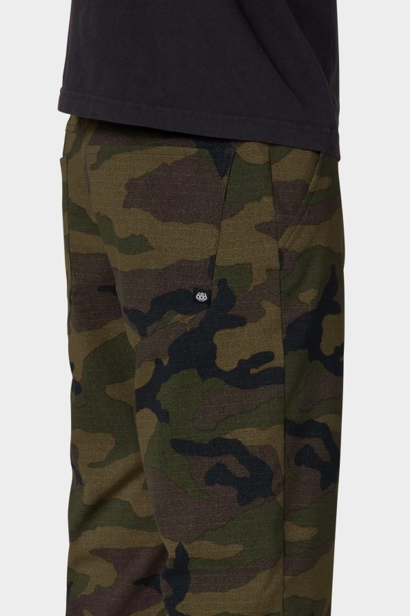 EVERYWHERE_PANT_MERINO_RELAXED_KCRGNS24_DKCM_0008_DARK-CAMO