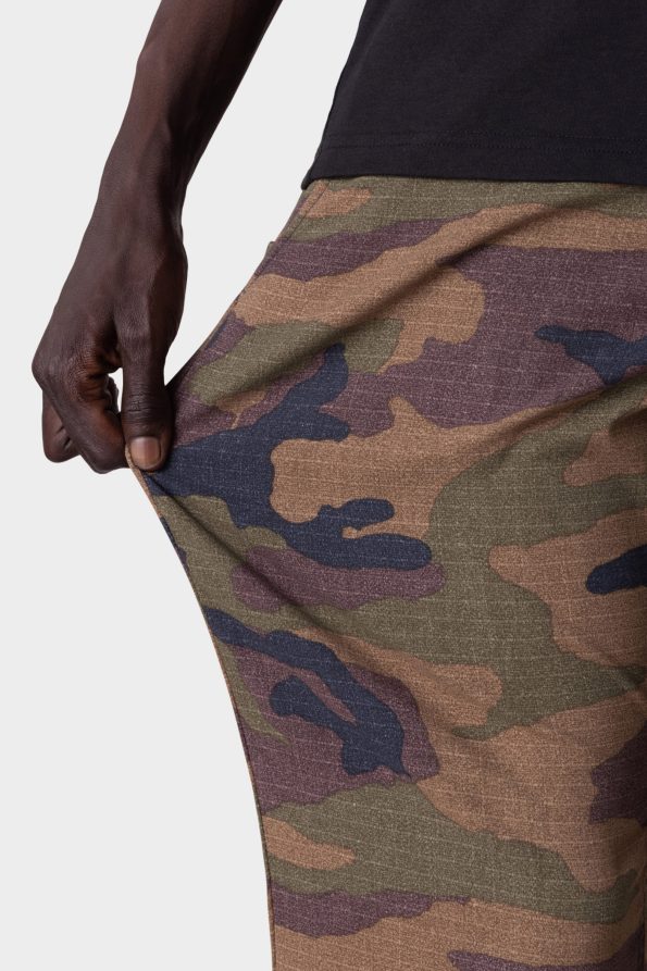 KCRGNS02_DKCM_5_f96228a5-9332-4f27-a318-15d8c6d21efa_DARK-CAMO