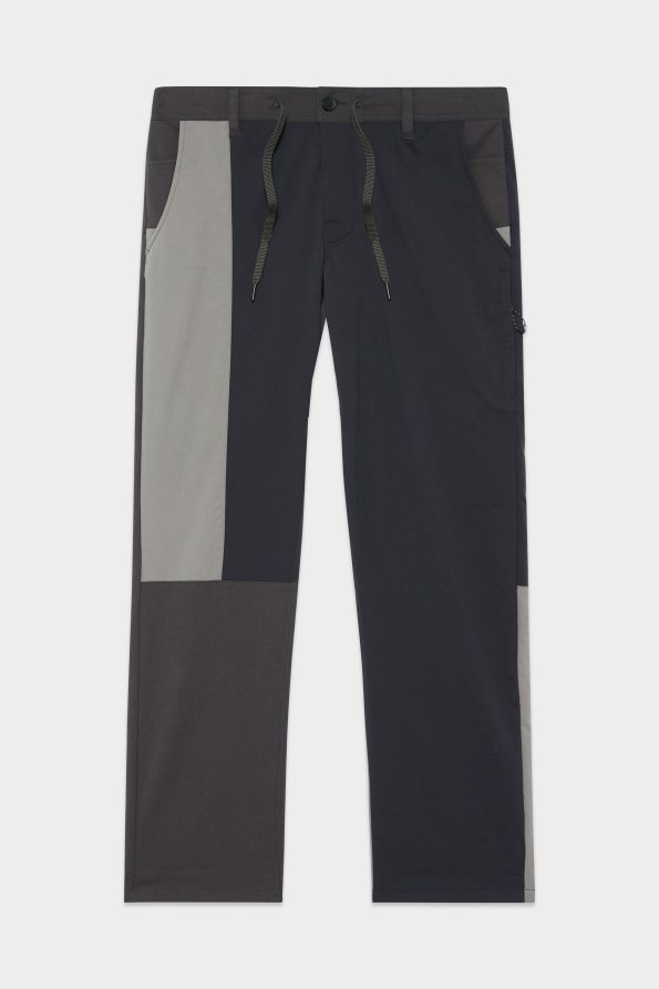 KCRGNS03_686MENSANYTHINGCARGOPANT-RELAXEDFIT_BLACKCAMOCOLORBLOCK1_CHARCOAL-COLORBLOCK