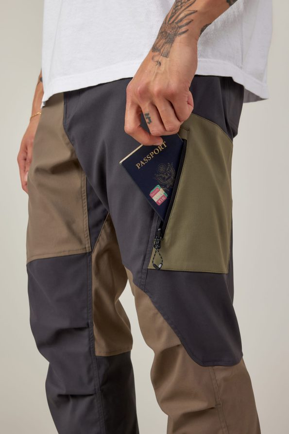 KCRGNS03_TBIC_6_e4a757f6-3cb8-412f-8184-3d3f79efb477_TOBACCO-CHARCOAL-COLORBLOCK