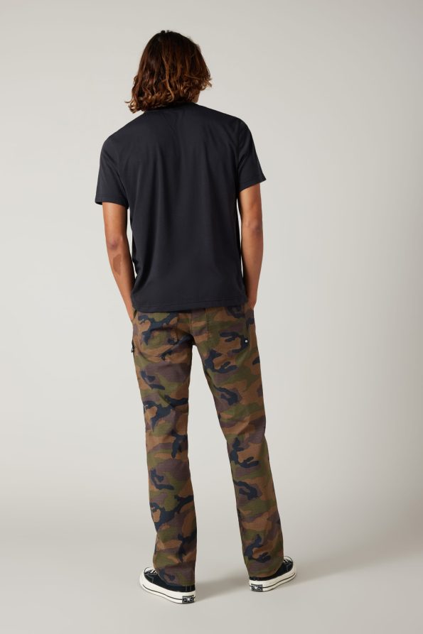 KCRGNS07_DKCM_6_b4e052f5-6ee7-4da0-ba09-daf134af642a_DARK-CAMO