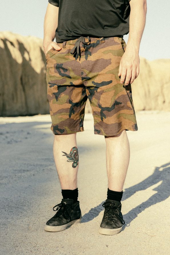 KCRGNS15_DKCM_1_33dd4884-9661-43b1-9f47-c2fdd37af963_DARK-CAMO