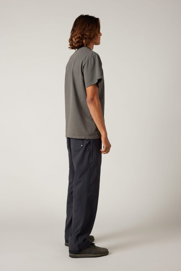 M3FAEWP220_OFBL_3_91686bee-295a-4939-9bb9-b3ae8b56c3dc_OFF-BLACK